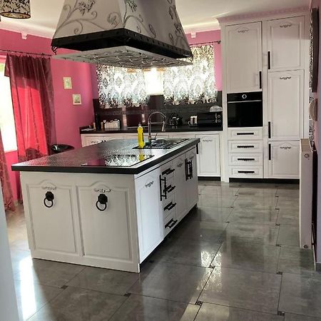 Apartmany Sabinovska Пряшів Екстер'єр фото